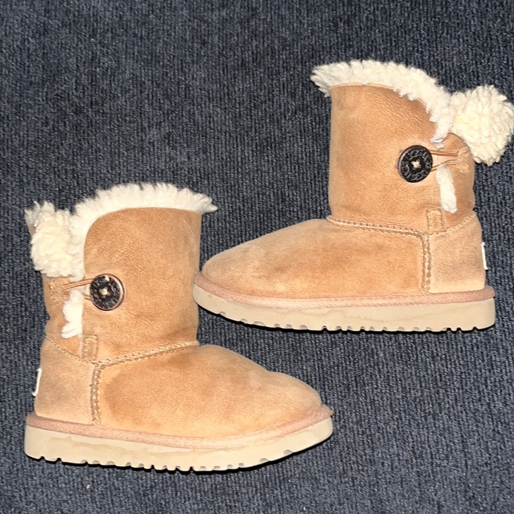 Toddler Uggs